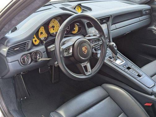 2019 Porsche 911 Turbo S