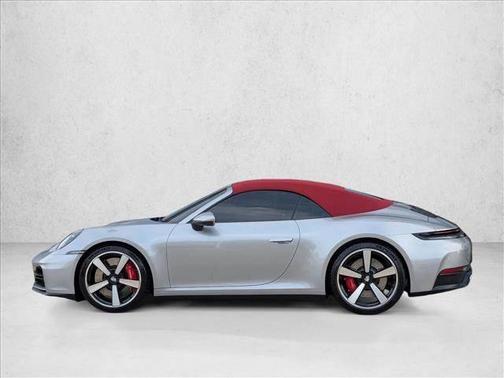 GT Silver Metallic 2025 Porsche 911