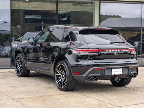2025 Porsche Macan 