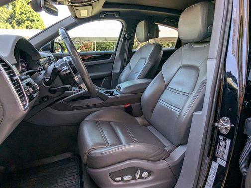 2021 Porsche Cayenne Coupe AWD