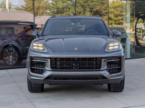 2025 Porsche Cayenne Cayenne