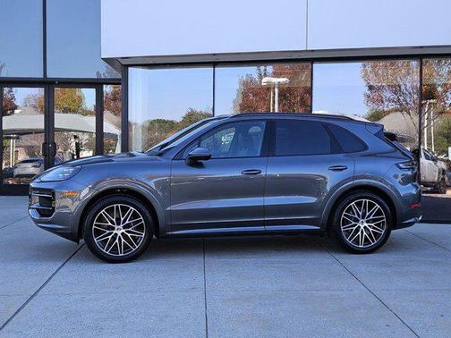 2025 Porsche Cayenne Cayenne
