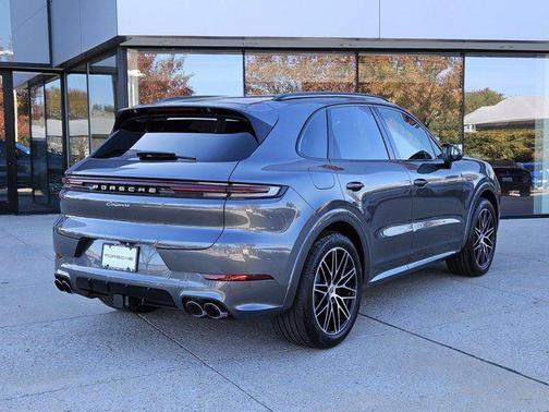 2025 Porsche Cayenne Cayenne