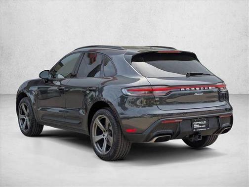 Volcano Grey Metallic 2026 Porsche Macan