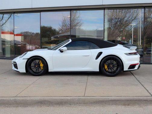 2022 Porsche 911 Turbo S