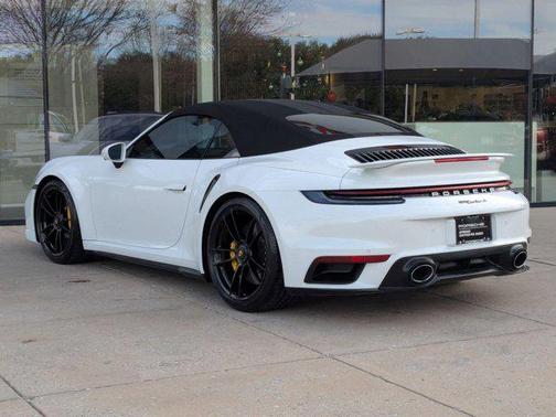 2022 Porsche 911 Turbo S