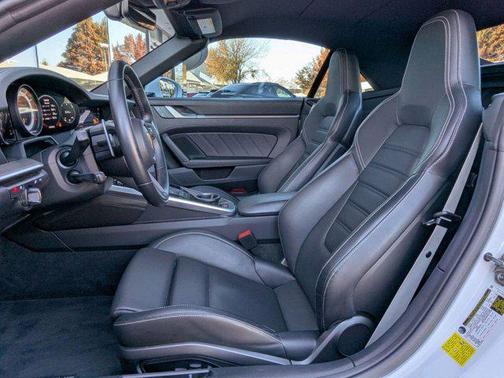 2022 Porsche 911 Turbo S