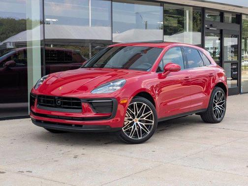 2025 Porsche Macan AWD