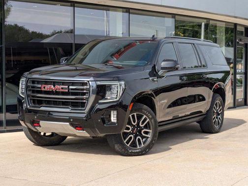 2024 GMC Yukon XL 4WD AT4