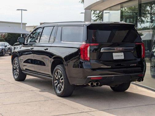 2024 GMC Yukon XL 4WD AT4