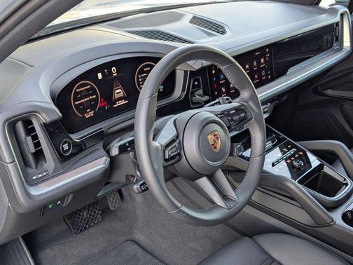 2025 Porsche Cayenne Cayenne