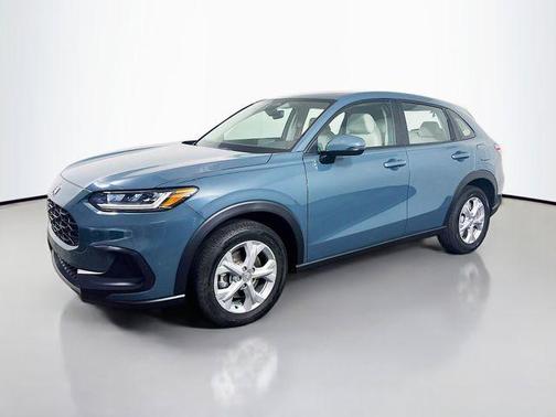 Pearl 2025 Honda HR-V LX