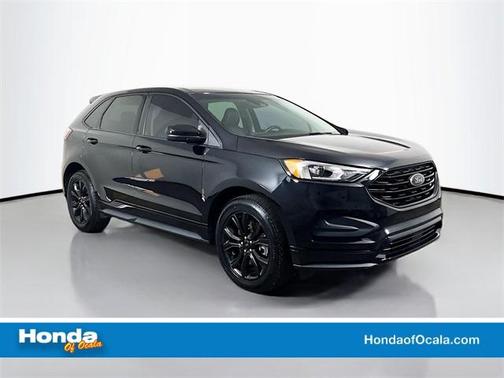 2022 Ford Edge SE