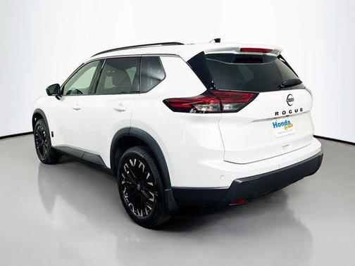 Everest White P 2026 Nissan Rogue Dark Armor