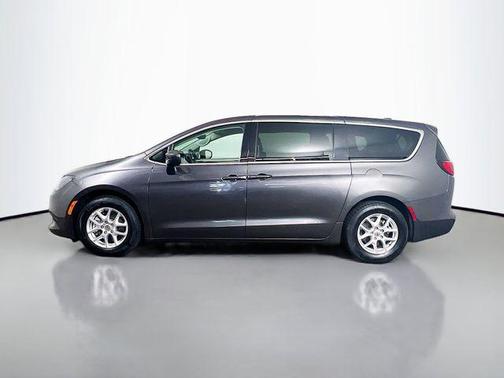 Crystal Metallic 2023 Chrysler Voyager LX