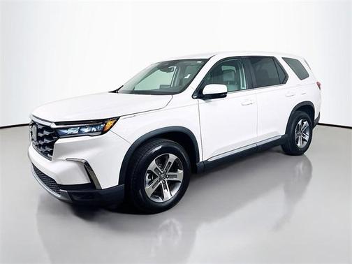2023 Honda Pilot EX-L 8-Passenger