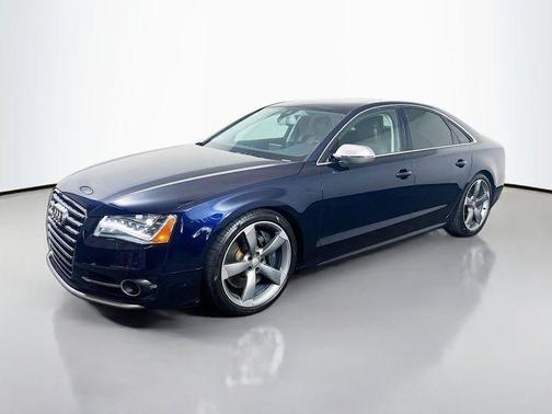 2013 Audi S8 4.0T quattro