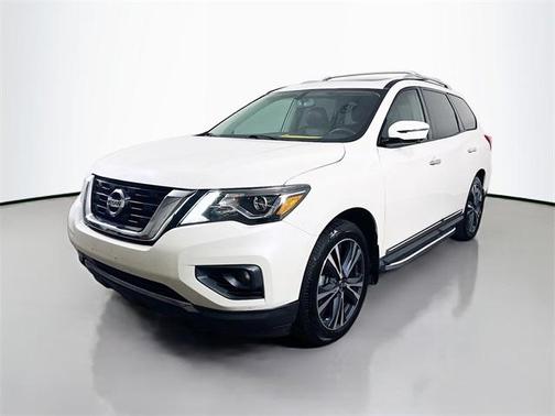 2020 Nissan Pathfinder Platinum