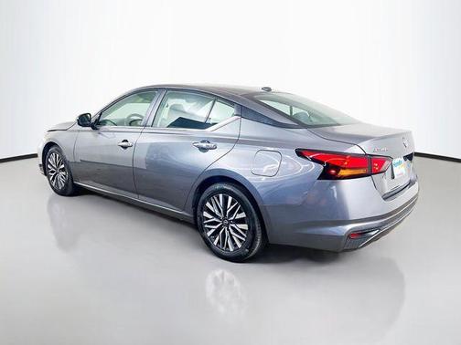 Gun Metallic 2023 Nissan Altima 2.5 SV