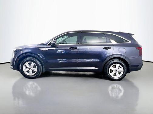 2025 Kia Sorento LX