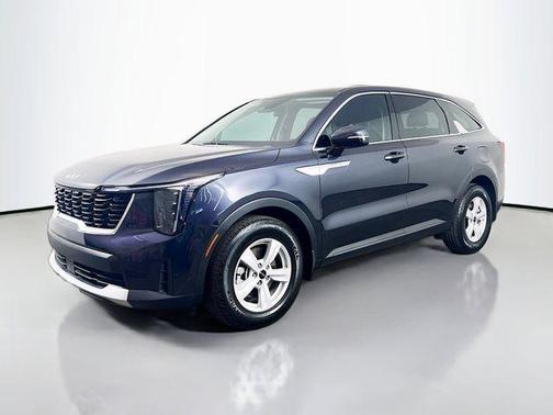 2025 Kia Sorento LX