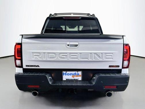 Platinum White Pearl 2026 Honda Ridgeline TrailSport