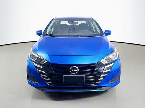 Electric Blue Metallic 2024 Nissan Versa 1.6 SV