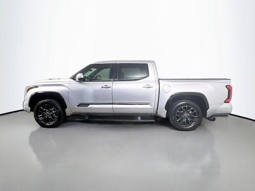 2023 Toyota Tundra Hybrid Platinum