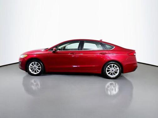 2020 Ford Fusion Hybrid SE