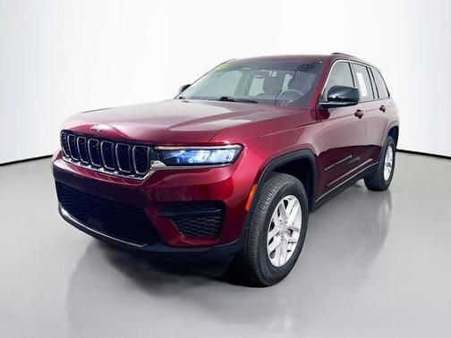 2023 Jeep Grand Cherokee Laredo
