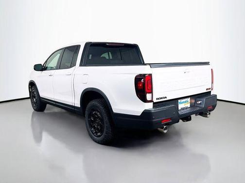 Platinum White Pearl 2026 Honda Ridgeline TrailSport+
