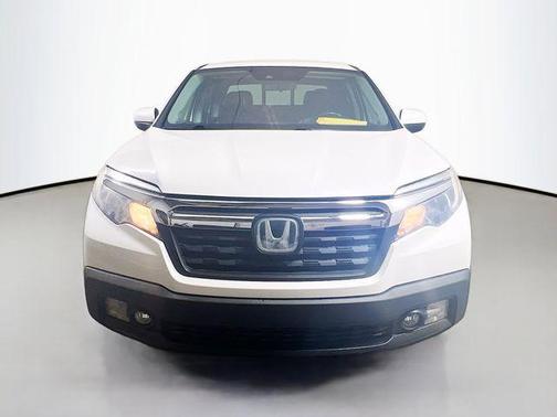 Platinum White Pearl 2020 Honda Ridgeline RTL