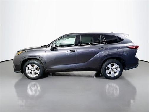 2022 Toyota Highlander L