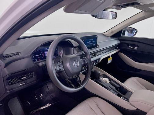 Platinum White Pearl 2026 Honda Accord SE