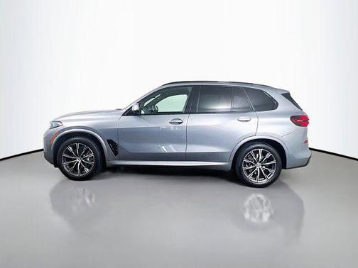 Gray Metallic 2025 BMW X5 xDrive40i