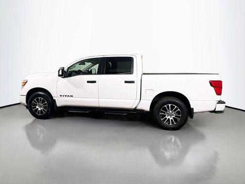 Glacier White 2024 Nissan Titan SV
