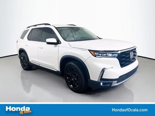 White Diamond Pearl 2025 Honda Pilot Touring