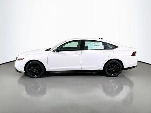 Platinum White Pearl 2025 Honda Accord SE