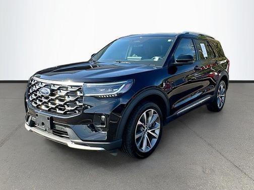 Black Metallic 2025 Ford Explorer Platinum