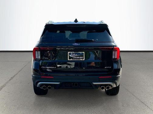 Black Metallic 2025 Ford Explorer Platinum