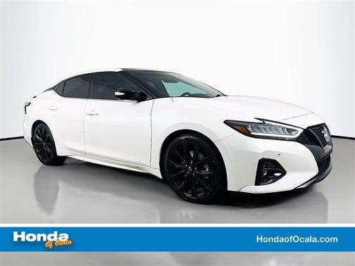 2023 Nissan Maxima SR