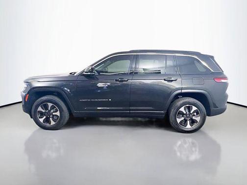 Rocky Mountain Pearlcoat 2024 Jeep Grand Cherokee 4xe Base