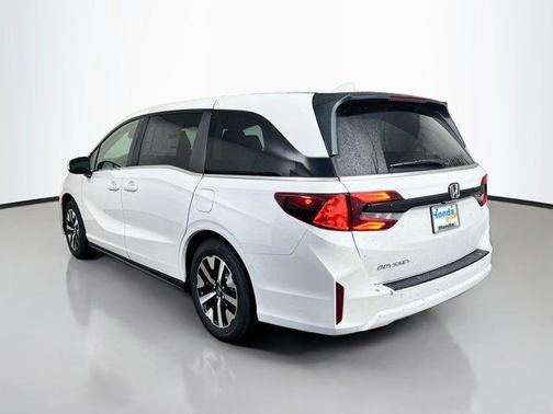 Platinum White Pearl 2027 Honda Odyssey EX-L