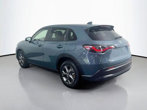 Pearl 2026 Honda HR-V LX