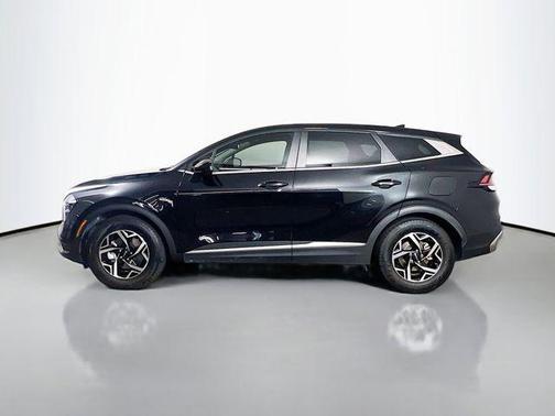 Fusion Orange 2023 Kia Sportage LX