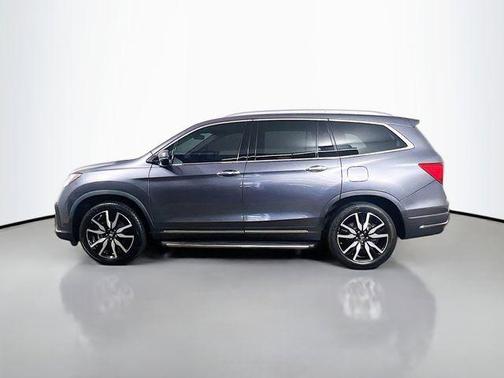 Modern Steel Metallic 2019 Honda Pilot Touring 8-Passenger