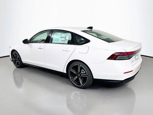 Platinum White Pearl 2026 Honda Accord SE