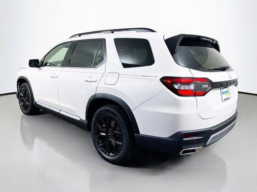 2025 Honda Pilot Touring+