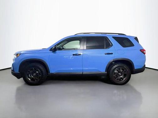 Sky 2025 Honda Pilot TrailSport