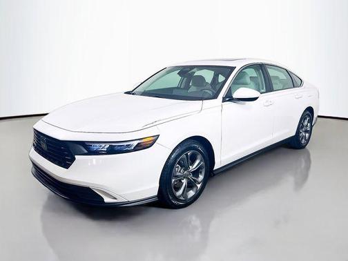Platinum White Pearl 2024 Honda Accord EX